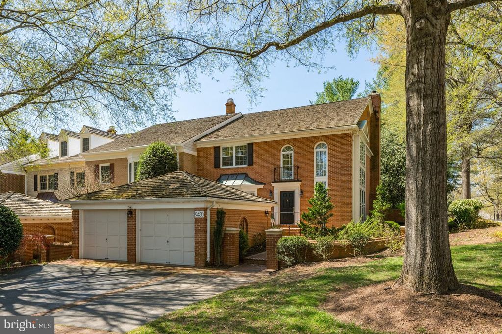 Image 1 of property listing at 9430 TURNBERRY DR, Potomac, MD 20854