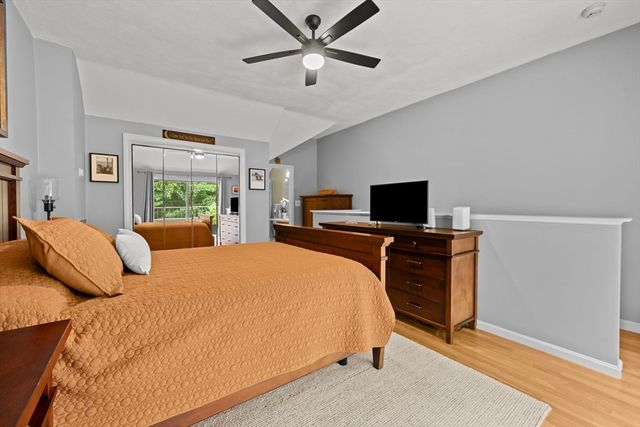 703 Sherwood Forest Ln 703, Saugus, MA 01906