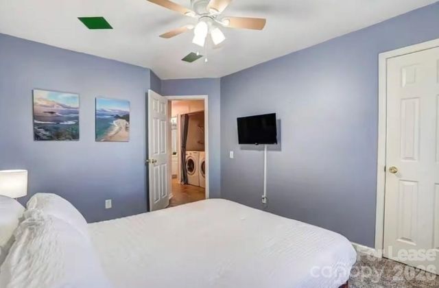 2514 Caprock Court, Charlotte, NC 28213