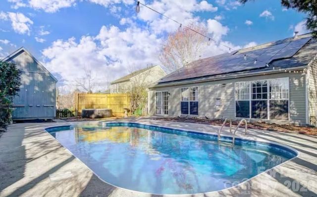 2514 Caprock Court, Charlotte, NC 28213