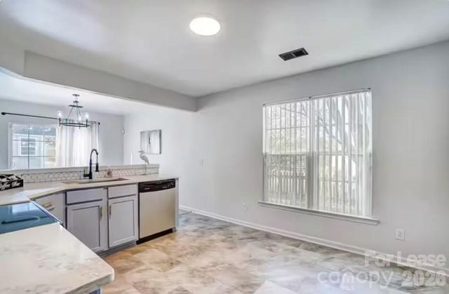 2514 Caprock Court, Charlotte, NC 28213