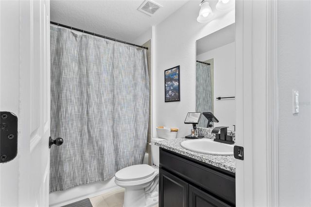 17 ULATURN TRAIL, Palm Coast, FL 32164