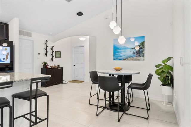 17 ULATURN TRAIL, Palm Coast, FL 32164