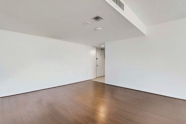 5600 N FLAGLER Drive 1001, West Palm Beach, FL 33407
