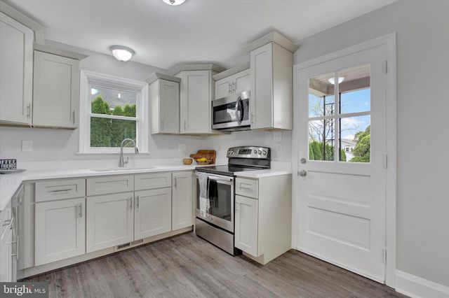 115 SHERMAN ST, Hanover, PA 17331