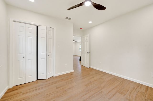 506 S Dallas Street, Kaufman, TX 75142