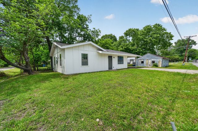 506 S Dallas Street, Kaufman, TX 75142