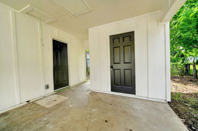 506 S Dallas Street, Kaufman, TX 75142