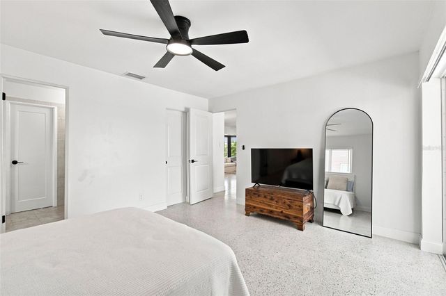 11900 7TH STREET E, Treasure Island, FL 33706