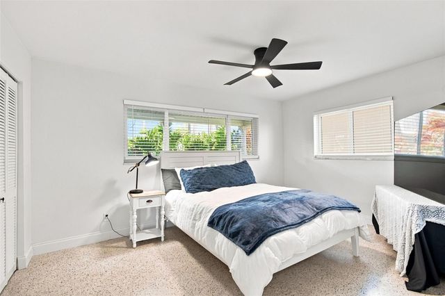 11900 7TH STREET E, Treasure Island, FL 33706