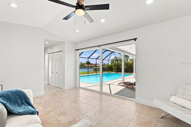 11900 7TH STREET E, Treasure Island, FL 33706