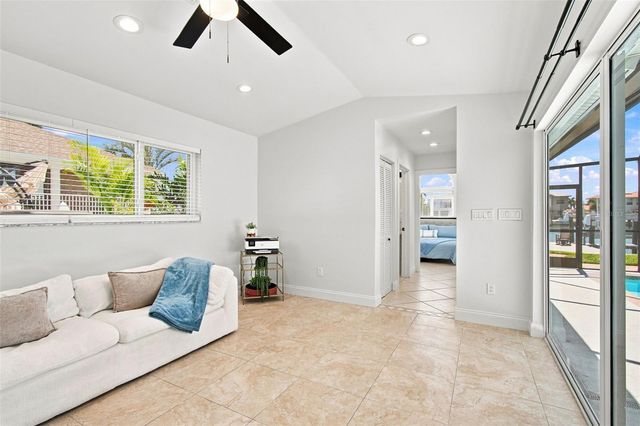 11900 7TH STREET E, Treasure Island, FL 33706