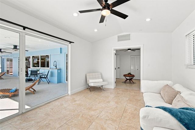 11900 7TH STREET E, Treasure Island, FL 33706