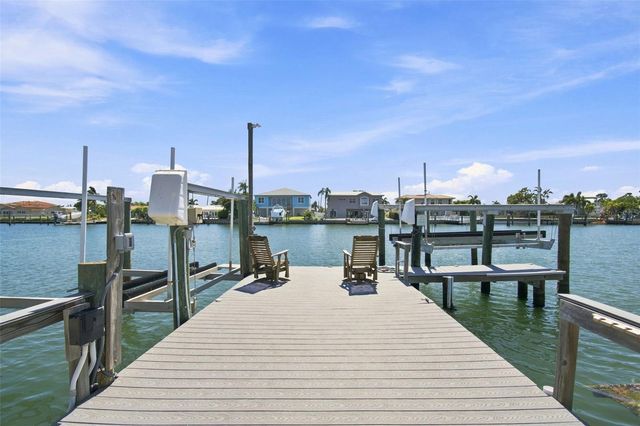 11900 7TH STREET E, Treasure Island, FL 33706