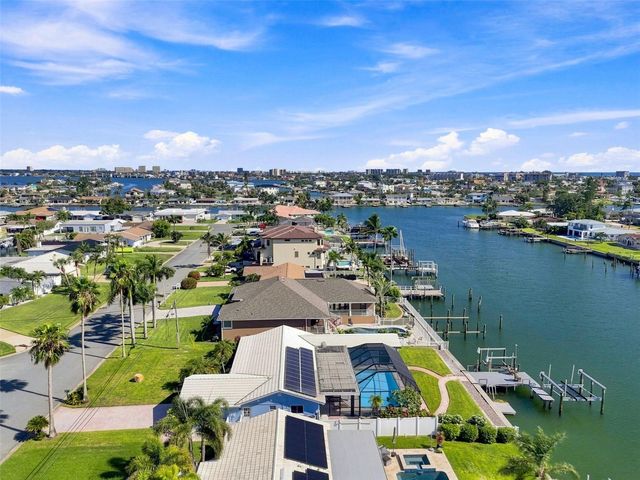 11900 7TH STREET E, Treasure Island, FL 33706