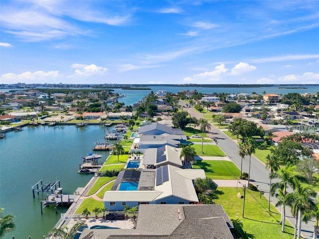 11900 7TH STREET E, Treasure Island, FL 33706