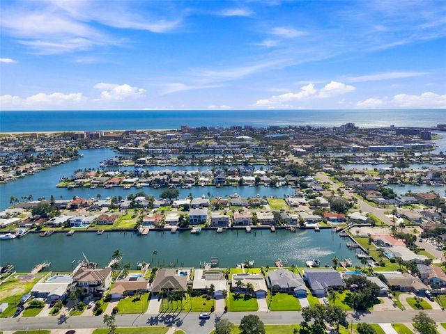 11900 7TH STREET E, Treasure Island, FL 33706