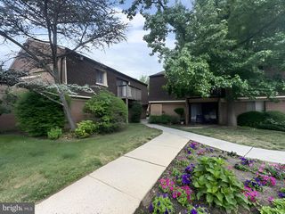 316 MEADOW WOODS, Lawrence, NJ 08648