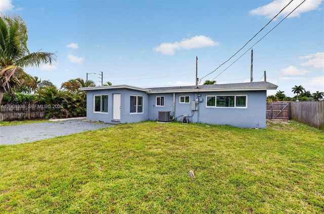 2909 NW 9th Ave, Wilton Manors, FL 33311