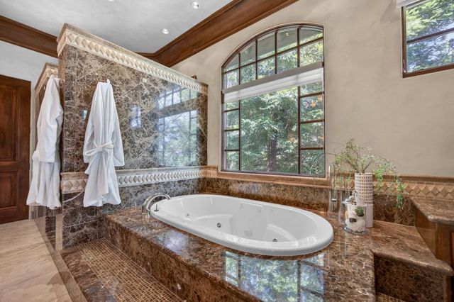 5021 Waverly Ct, Granite Bay, CA 95746