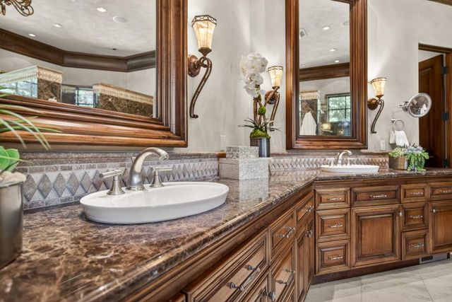5021 Waverly Ct, Granite Bay, CA 95746