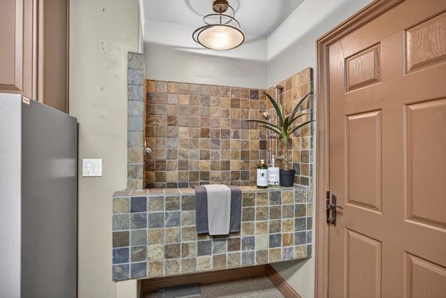 5021 Waverly Ct, Granite Bay, CA 95746