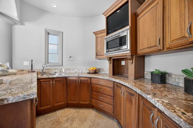 5021 Waverly Ct, Granite Bay, CA 95746