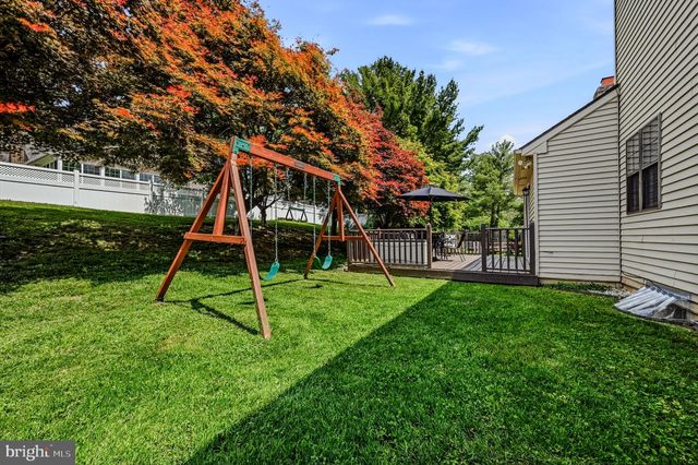 230 BARBERRY DR, Wilmington, DE 19808