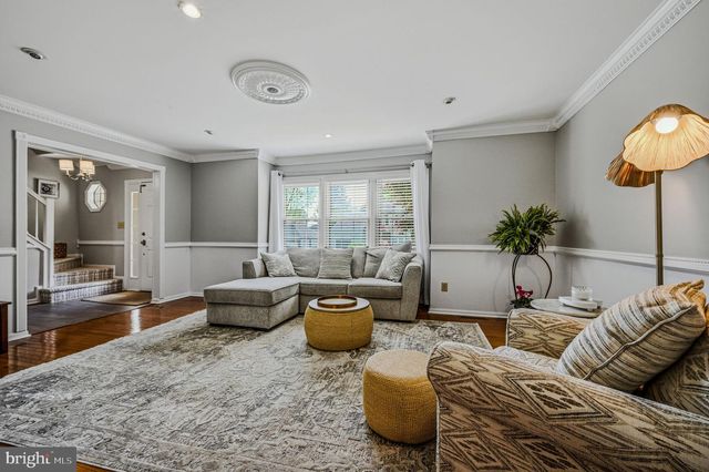 230 BARBERRY DR, Wilmington, DE 19808