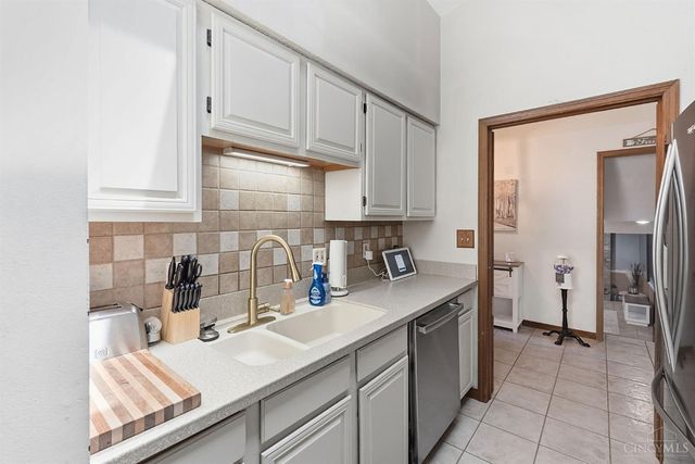 1748 Sherwood Forest Drive, Miamisburg, OH 45342