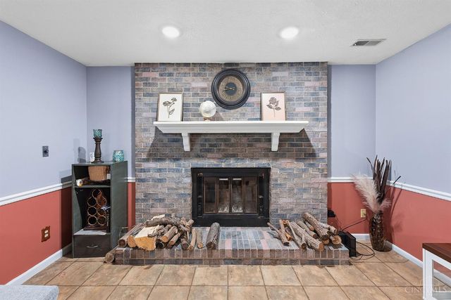 1748 Sherwood Forest Drive, Miamisburg, OH 45342