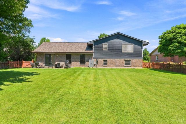 1748 Sherwood Forest Drive, Miamisburg, OH 45342