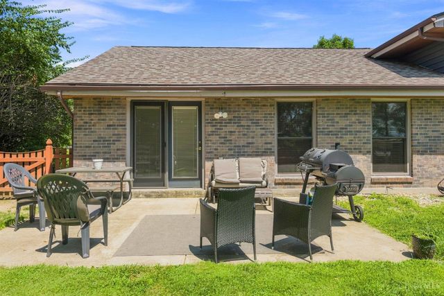1748 Sherwood Forest Drive, Miamisburg, OH 45342