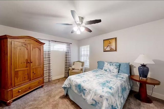 6325 Riverview Way A, Houston, TX 77057