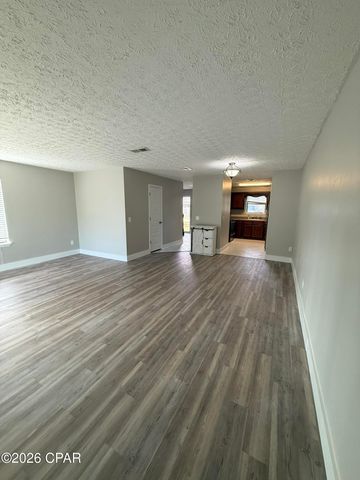 6221 E Hibiscus Avenue, Panama City, FL 32408