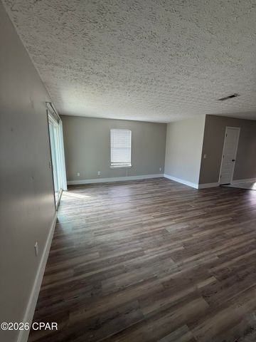 6221 E Hibiscus Avenue, Panama City, FL 32408