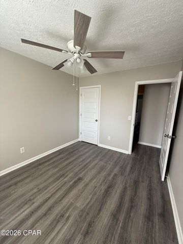 6221 E Hibiscus Avenue, Panama City, FL 32408