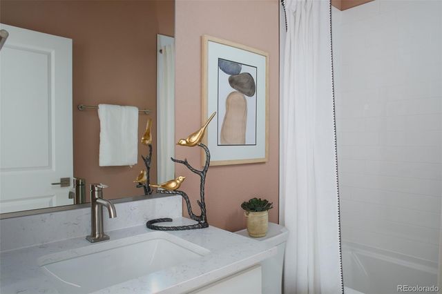 11940 Soprano Circle 303, Lone Tree, CO 80134