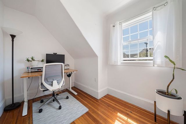 25 Hobart Ave, Braintree, MA 02184