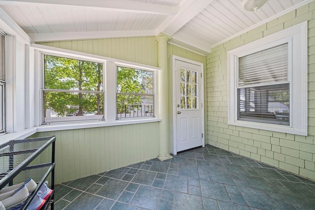 25 Hobart Ave, Braintree, MA 02184