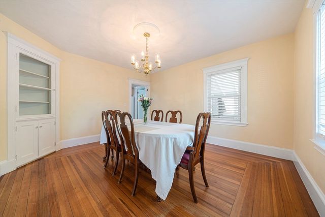 25 Hobart Ave, Braintree, MA 02184