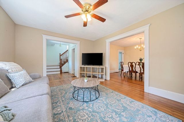 25 Hobart Ave, Braintree, MA 02184