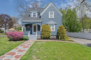 25 Hobart Ave, Braintree, MA 02184