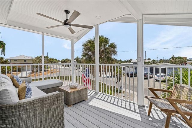 197 Madison CT, Fort Myers Beach, FL 33931