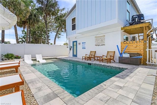 197 Madison CT, Fort Myers Beach, FL 33931