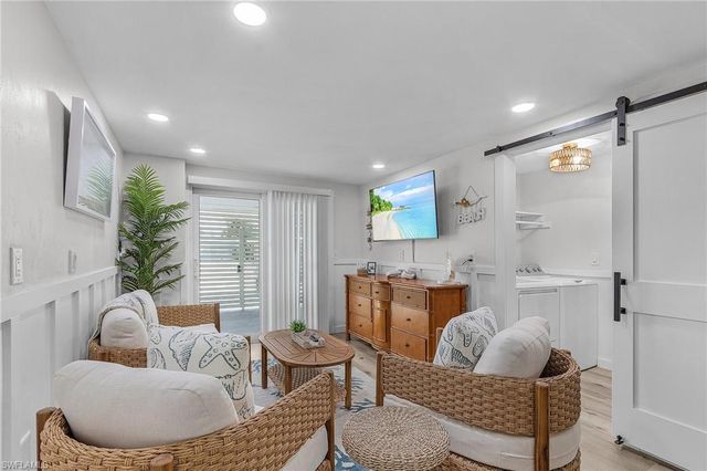 197 Madison CT, Fort Myers Beach, FL 33931