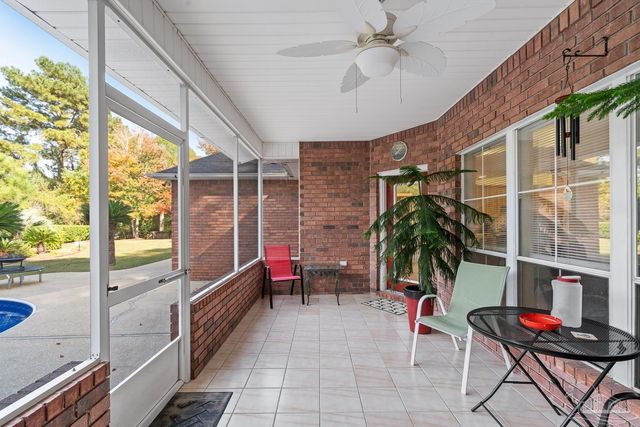 3306 Prestwick Dr, North Pace, FL 32571