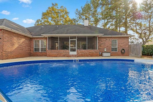 3306 Prestwick Dr, North Pace, FL 32571