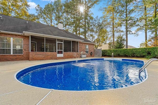 3306 Prestwick Dr, North Pace, FL 32571