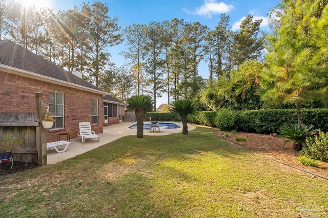 3306 Prestwick Dr, North Pace, FL 32571